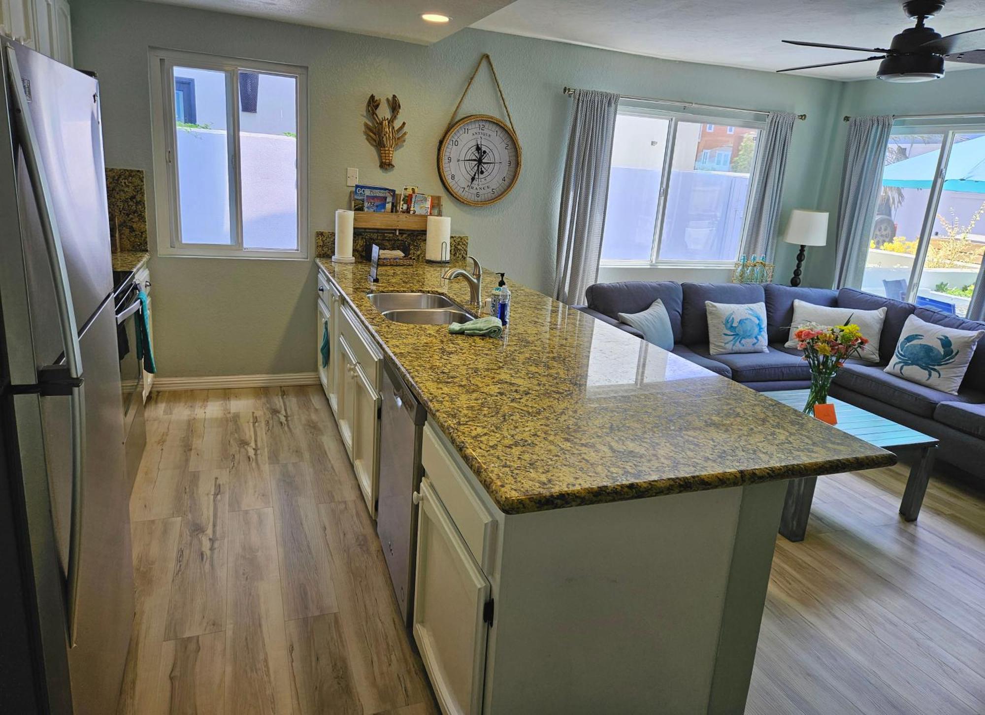 Luna Azul, Cozy Condo Only Steps To Mission Beach! Free Internet Сан Диего Екстериор снимка
